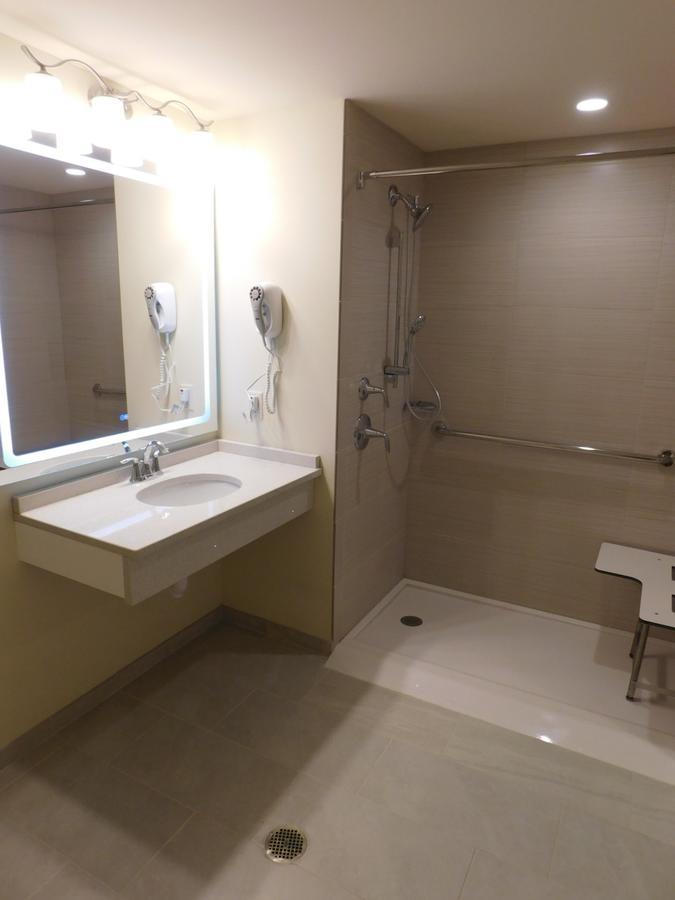 Days Inn & Suites By Wyndham Kearney Ne Bagian luar foto